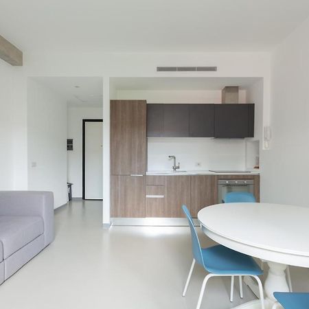 Апартаменты Porta Nuova Bright And Stylish Flat Милан Экстерьер фото