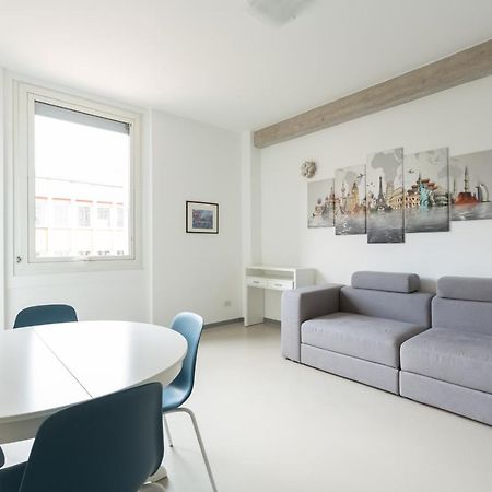 Апартаменты Porta Nuova Bright And Stylish Flat Милан Экстерьер фото
